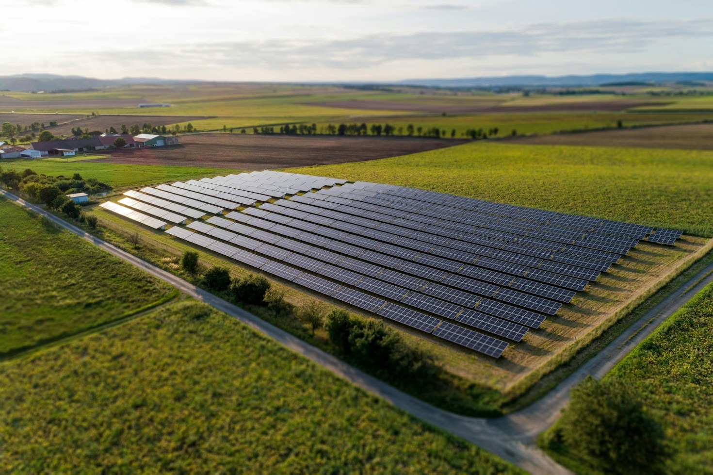 Guia completo de eficiência energética para reduzir custos na sua empresa